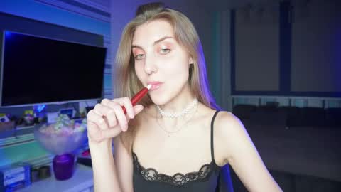 Snapshot of cassiablade1 chatting on 10, 9, 2025 Seductress Cassia FINDOM AND SADISM NO NUDE online show from 10, 9, 2025