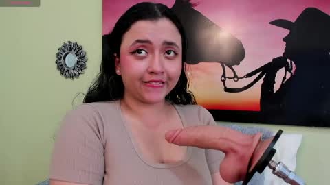 Snapshot of cassie_ibarra_ chatting on 28, 4, 2026 Cassie online show from 28, 4, 2026