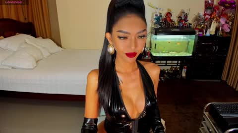 CassieValbalera online show from 12, 5, 2026