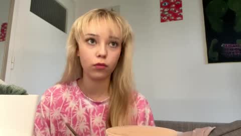 Olivia online show from 14, 5, 2026