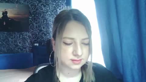 Snapshot of casual__vibes chatting on 24, 4, 2026 casual__vibes online show from 24, 4, 2026
