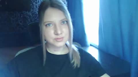 Snapshot of casual__vibes chatting on 25, 4, 2026 casual__vibes online show from 25, 4, 2026