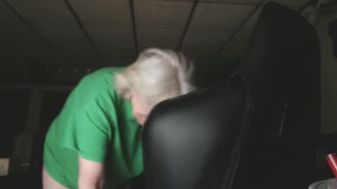 cat online show from 1, 1, 2025