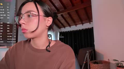 Loren online show from 4, 11, 2025