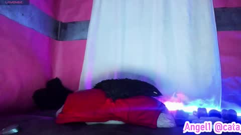 Cata Angel online show from 13, 2, 2025