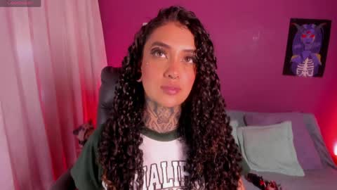 Cata green model independient online show from 2, 4, 2026