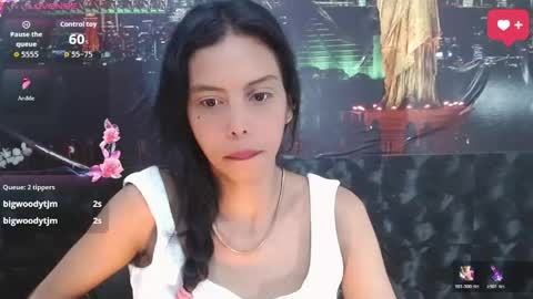 Queen Catalella online show from 14, 5, 2026
