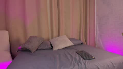 Snapshot of catalella_rouse chatting on 20, 4, 2026 catalella_rouse online show from 20, 4, 2026