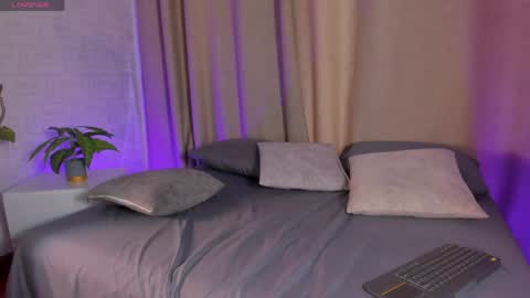 Snapshot of catalella_rouse chatting on 21, 4, 2026 catalella_rouse online show from 21, 4, 2026