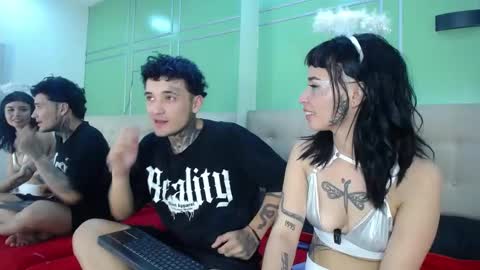 Snapshot of catalellaandpaul chatting on 8, 3, 2025 CatalellaAndPaul online show from 8, 3, 2025