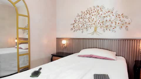 Cataleya  online show from 8, 10, 2025