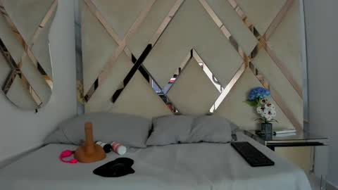 cataleyaxht online show from 15, 10, 2025