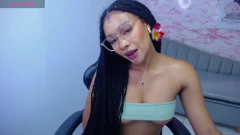 Snapshot of catalina25_t chatting on 13, 2, 2025 catalina25_t online show from 13, 2, 2025