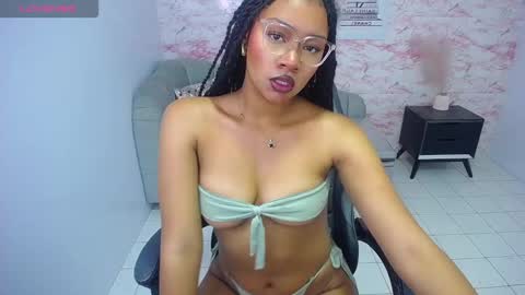 Snapshot of catalina25_t chatting on 26, 2, 2025 catalina25_t online show from 26, 2, 2025
