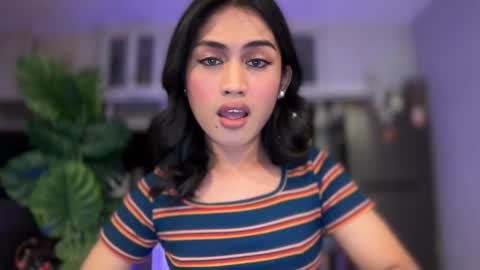 catalina2605 online show from 4, 10, 2025