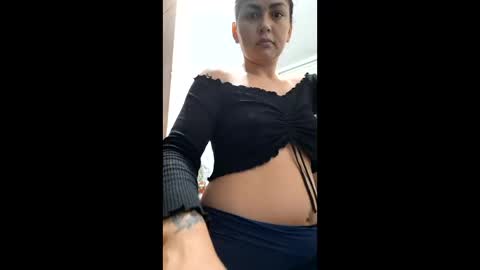 catalina827356 online show from 3, 2, 2026