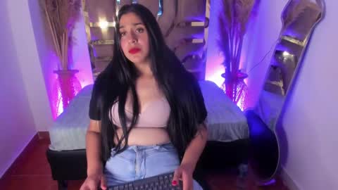 Snapshot of catalina_bustos chatting on 28, 2, 2025 Catalina bustos online show from 28, 2, 2025