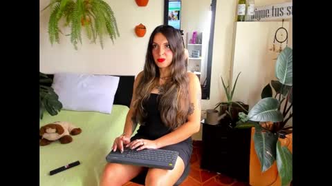 Snapshot of catalinalince chatting on 9, 2, 2025 Cataina Lince online show from 9, 2, 2025