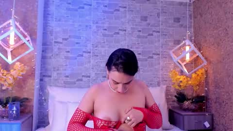 CatalinnaThompson online show from 4, 12, 2025