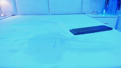 Call me Cata  online show from 8, 1, 2025