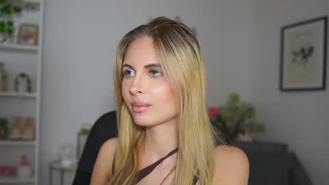 catecrago  online show from 5, 3, 2025