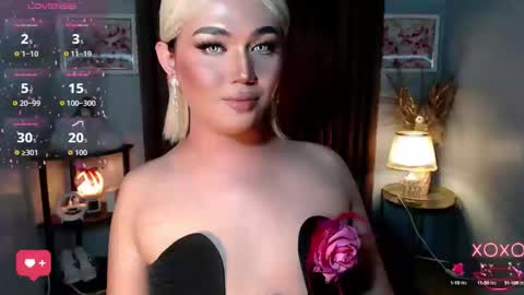 Snapshot of catherine_louise chatting on 1, 10, 2025 cath online show from 1, 10, 2025