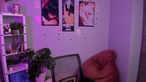 Snapshot of catherine_wine chatting on 14, 3, 2026 Catherine online show from 14, 3, 2026