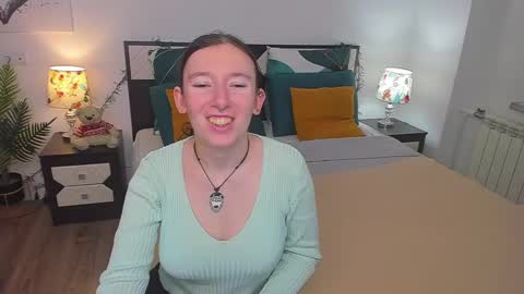Catrin online show from 23, 2, 2025