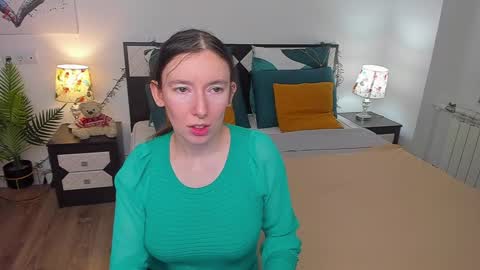 Catrin online show from 2, 3, 2025