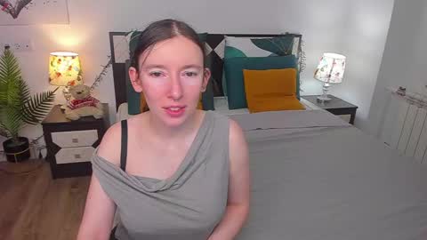 Catrin online show from 4, 3, 2025