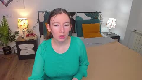 Catrin online show from 8, 3, 2025