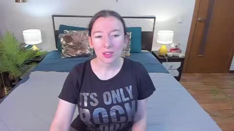 Catrin online show from 9, 6, 2026