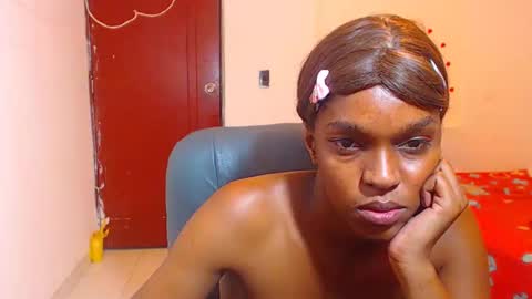 cathi_nahomi online show from 5, 12, 2025