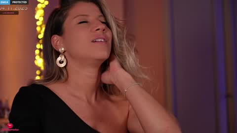 Snapshot of cathleenprecious chatting on 4, 11, 2025 Cathleen online show from 4, 11, 2025