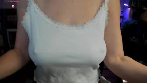 Snapshot of catnips_cabaret chatting on 8, 12, 2024 some call me djcatnips some call me CC but i love it when you call me miss catnips  online show from 8, 12, 2024