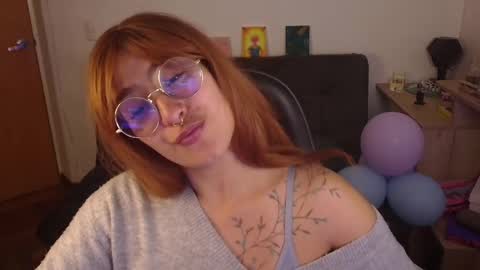 Snapshot of catsito chatting on 28, 10, 2025 im MIA -Independent Model MY OF is catsito3 online show from 28, 10, 2025