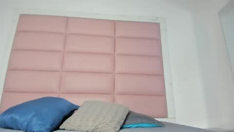 Snapshot of cattalina_25 chatting on 7, 4, 2026 cattalina_25 online show from 7, 4, 2026