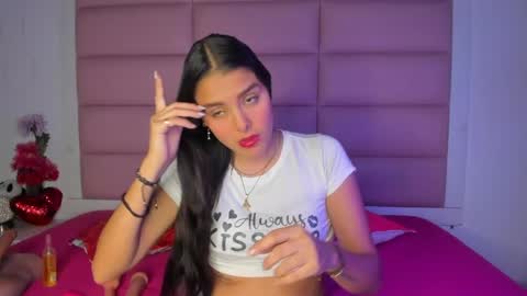 Snapshot of cattalina_25 chatting on 14, 4, 2026 cattalina_25 online show from 14, 4, 2026