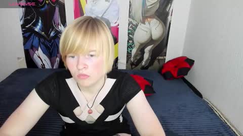 Snapshot of cattie_w_ chatting on 18, 10, 2025 cattie_w_ online show from 18, 10, 2025