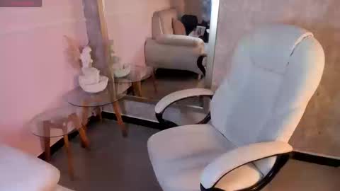 Cattleya  online show from 15, 9, 2025