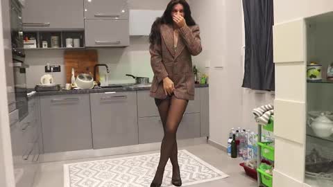 catty online show from 12, 2, 2025