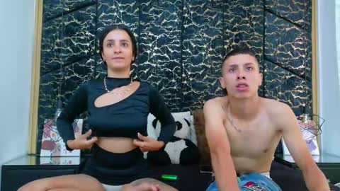 Snapshot of cattyandnicky chatting on 24, 9, 2025 CattyANDnicky online show from 24, 9, 2025