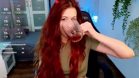 Snapshot of caty_cuddly chatting on 4, 3, 2025 caty_cuddly online show from 4, 3, 2025