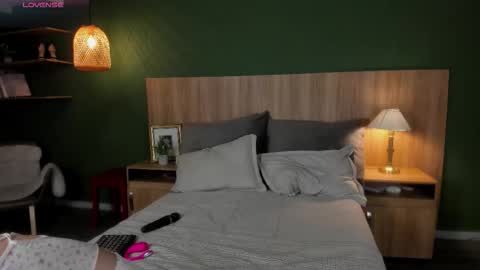 Caty  online show from 2, 2, 2026