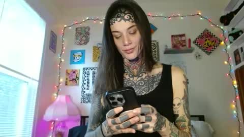 alaska online show from 30, 10, 2025