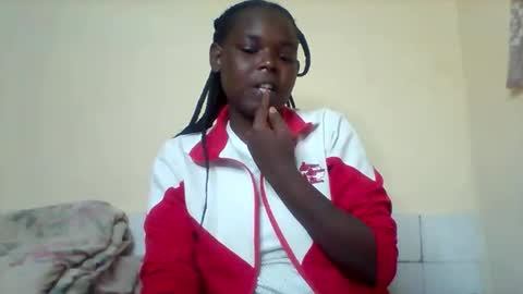 Snapshot of cavy_sweet chatting on 16, 9, 2025 Mecy online show from 16, 9, 2025