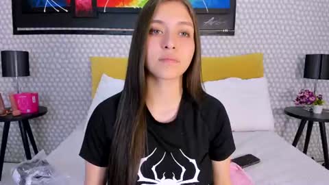 Snapshot of cayetana_01 chatting on 13, 7, 2026 cayetana online show from 13, 7, 2026
