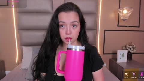 Snapshot of caylincollins chatting on 6, 4, 2026 caylincollins online show from 6, 4, 2026