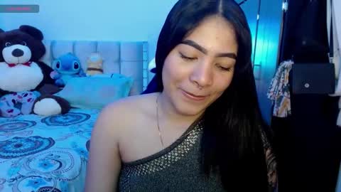 Snapshot of caylinn19 chatting on 14, 9, 2025 Caylinn online show from 14, 9, 2025