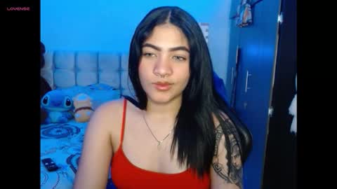 Snapshot of caylinn19 chatting on 22, 9, 2025 Caylinn online show from 22, 9, 2025